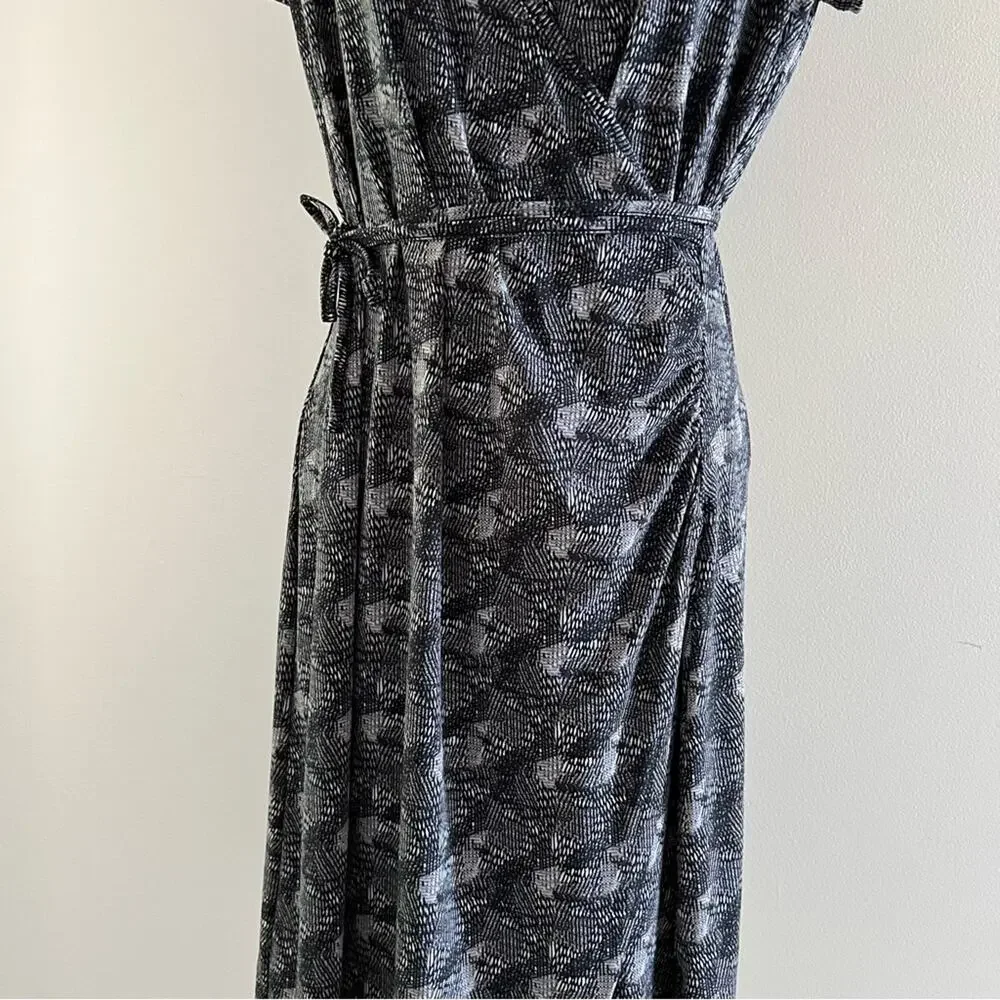 Surplice Dress Size Small Worthington Stretch V Neck Short Sleeve Midi - Picture 4 of 9